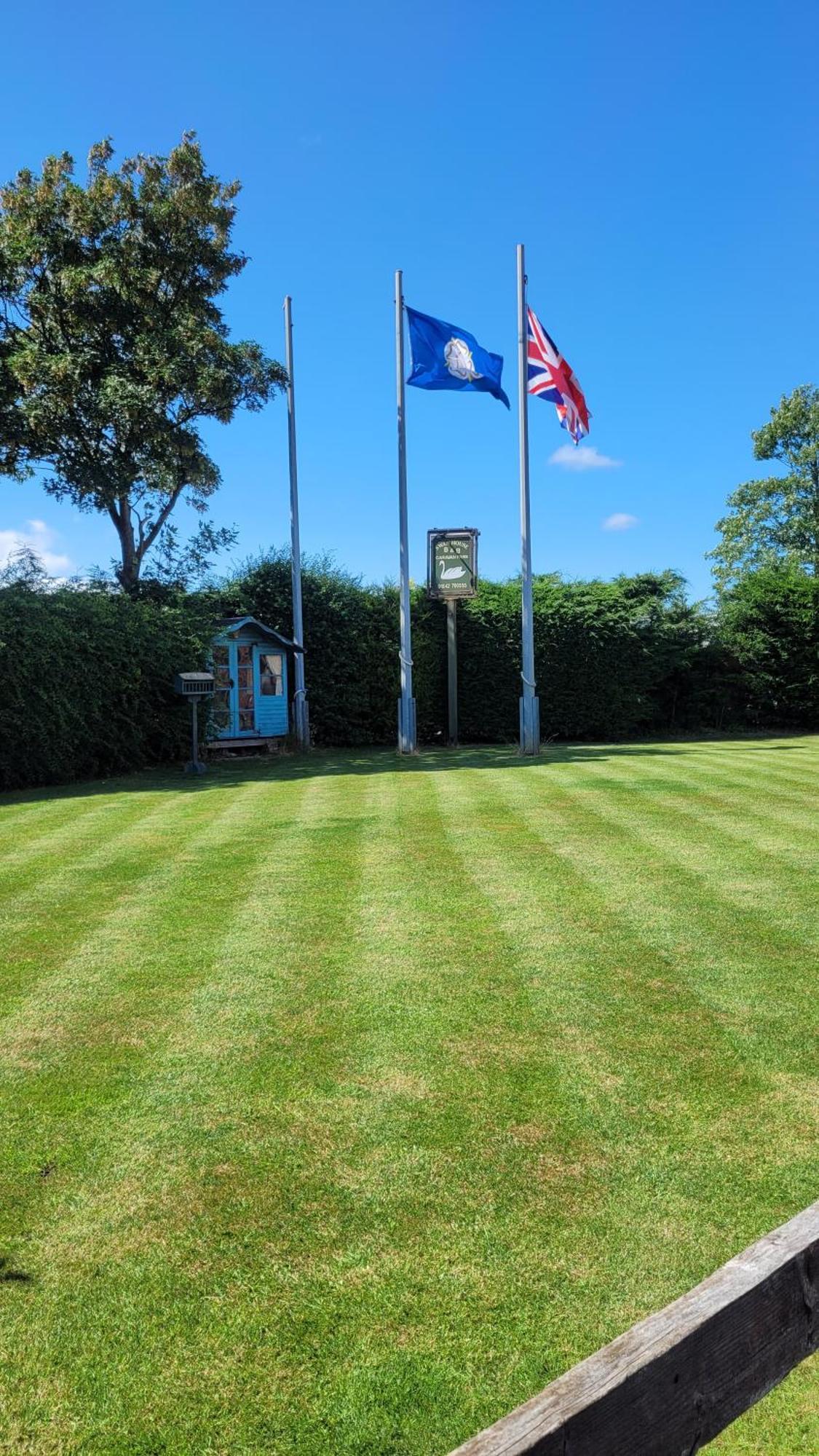 Swan House Bed & Breakfast